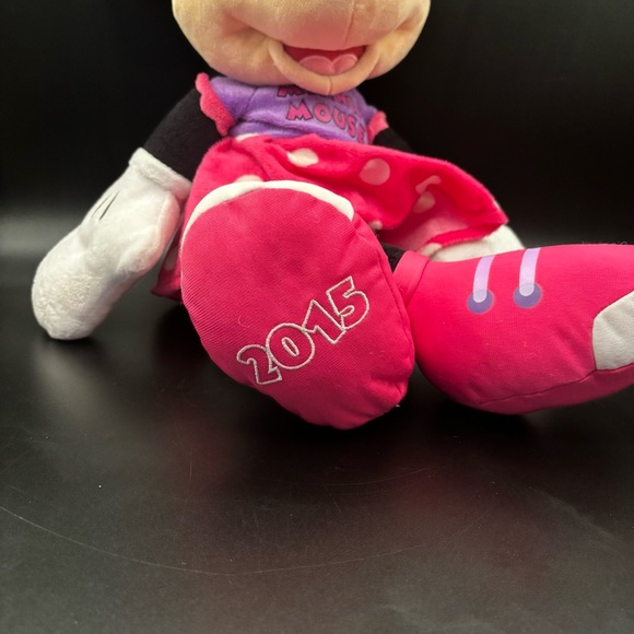 Disney‎ 2015 Minnie Mouse Plush Polka Dot Dress Bow HTF Stuffed Doll  22" Large - Picture 2 of 4